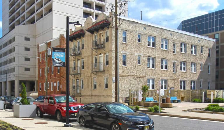 108-110 South Lincoln Place