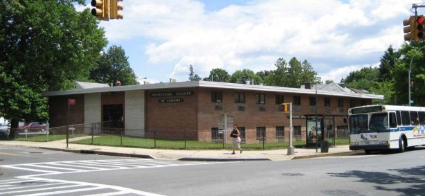 142-04 Bayside Avenue