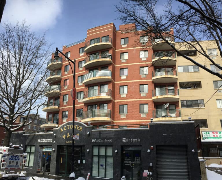 142-21/27 37th Avenue
